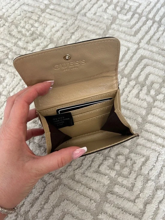 GUESS Pink Croc-Embossed Compact Wallet with Gold Logo - Picture 3 of 6